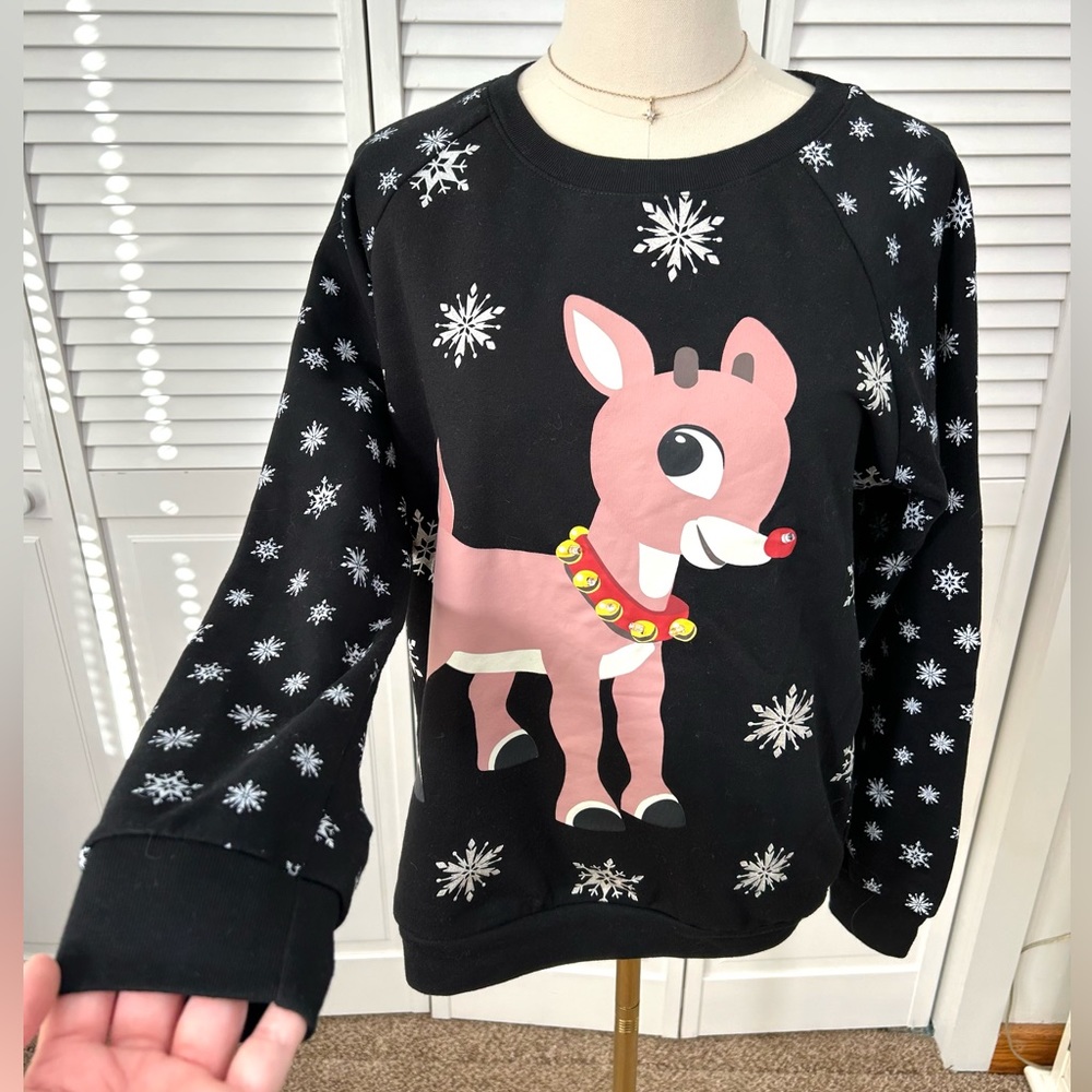 SOLD💗 Rudolph the Reindeer Black & White Snowflake Long Sleeve Light Up Sweater